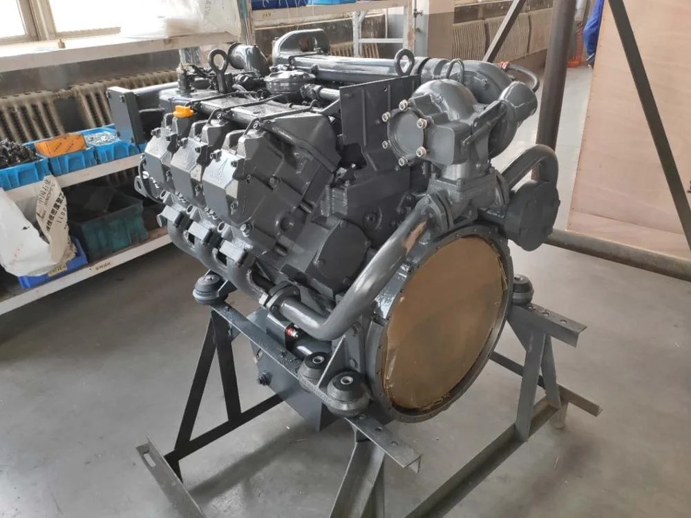  Горячая распродажа Deutz 6 цилиндров с водяным охлаждением турбонаддувом дизельный двигатель TCD 2015 V06 используется в строительной