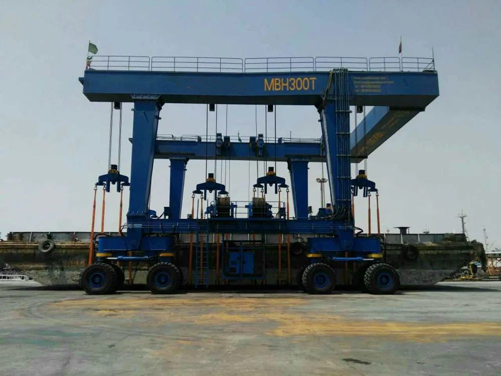 Factory 200 Ton 500 Ton Gantry Crane New Travel Lifting Yacht Boat Lift for Shipyard Motor Gearbox with 3m Max Lifting Height
