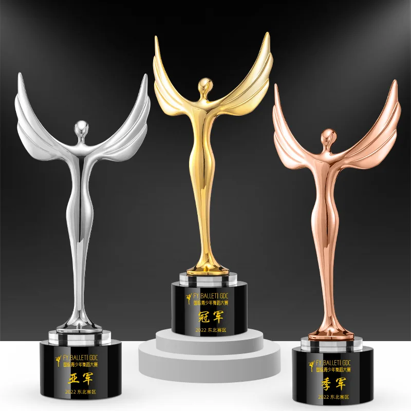 Custom wholesale K9 crysal blank oscar award trophy 3d engraving gold soccer ball Film Festival Souvenir Star crystal Trophy