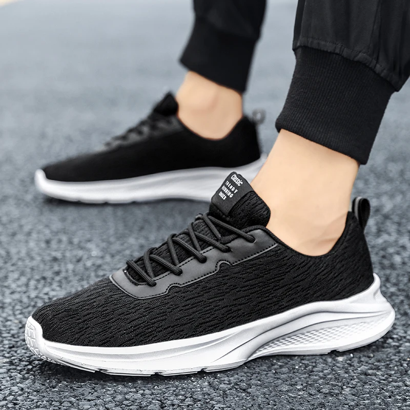 2021 new arrival Sports Shoes breathable mesh men sneakers casual walking light outdoor black gray Running