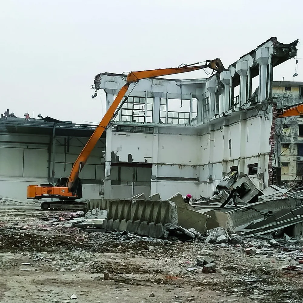 Three stage Long reach high reach building Demolition boom And arm with breaking hammer or hydraulic cutter