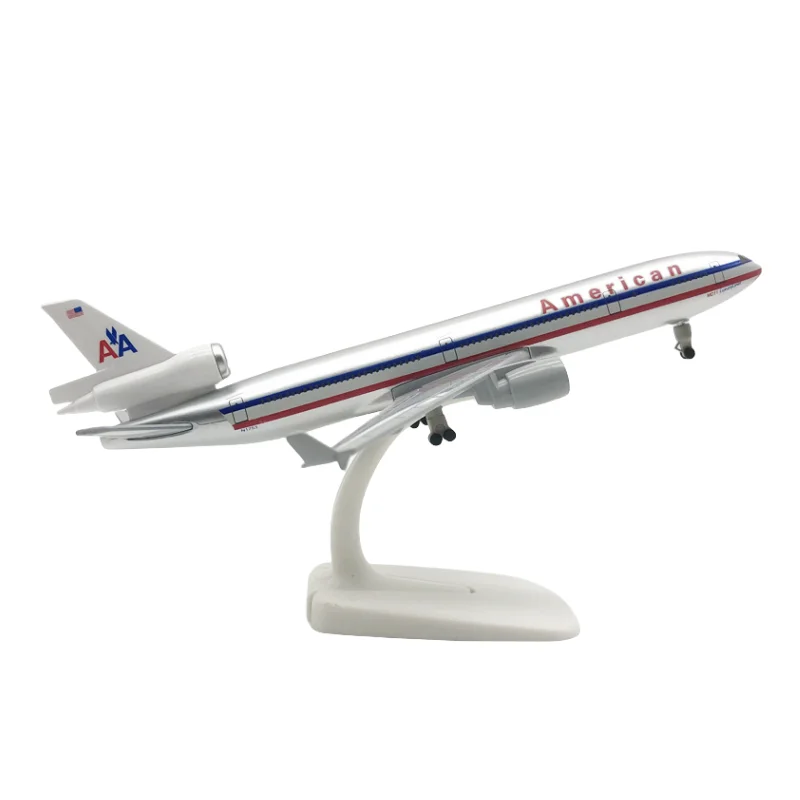Zinc Alloy 20cm Aircraft Model With Landing Gear American Md-11diecast Passenger Plane Model