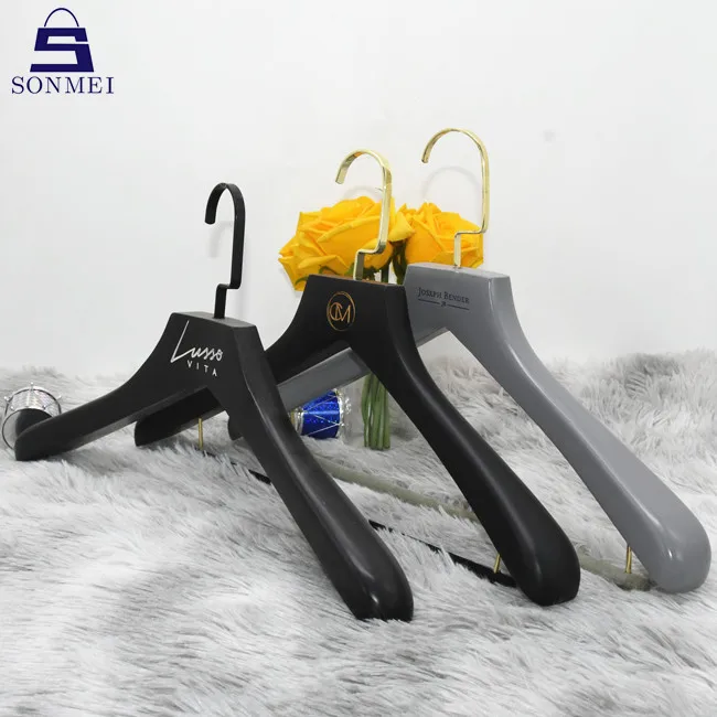suit wood hangers 4