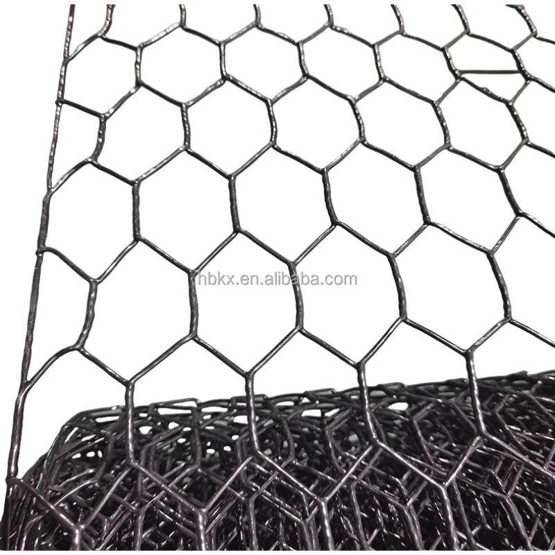 Galvanized wire mesh enclosure breeding net twisted hexagonal mesh roll corn for pig farming cattle and sheep mountain fence net