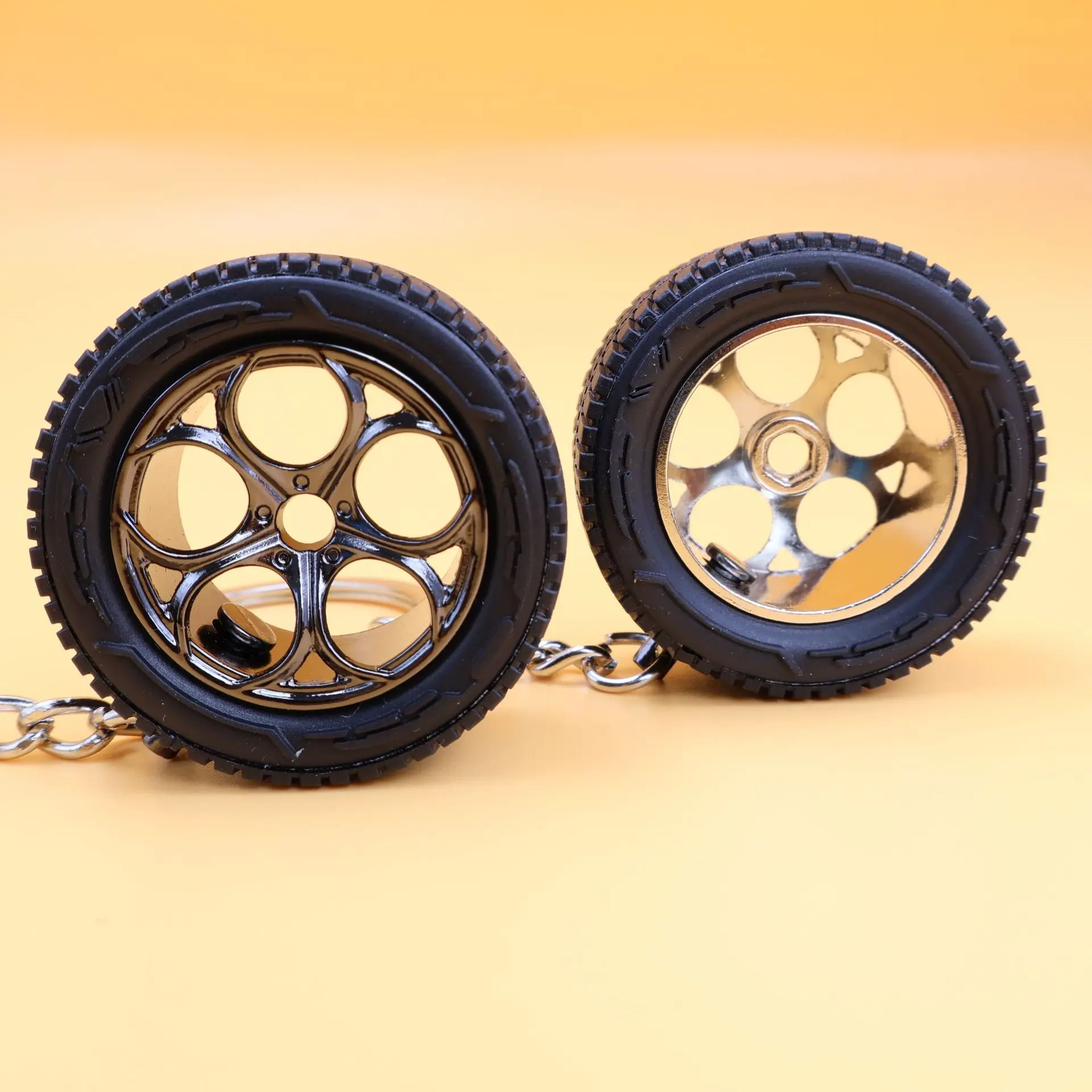 Hot Sale Mini Car Tyre PVC Soft Rubber Keychain Custom Logo Promotional Car Key Chain Keyring