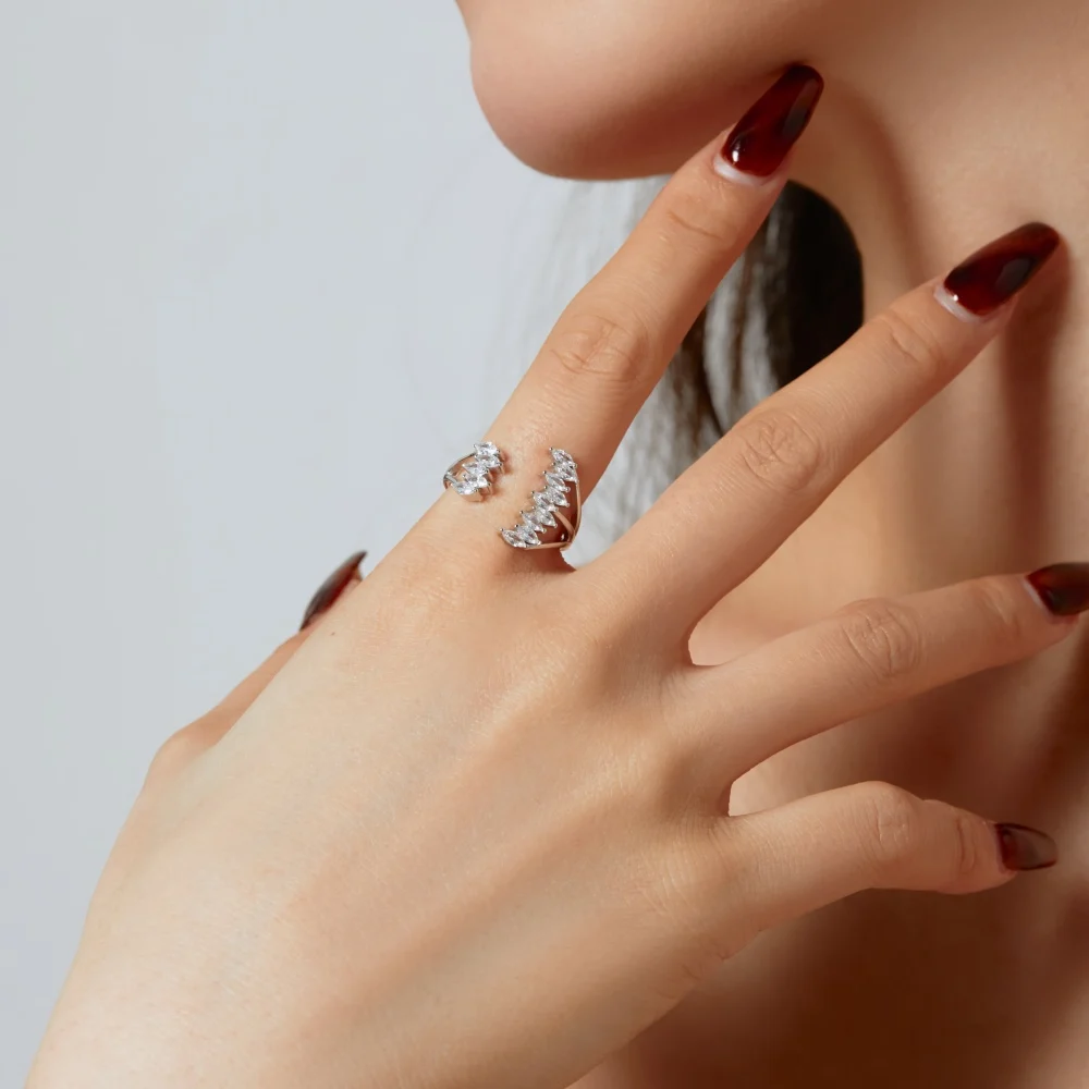 Fashionable Silver S925 white Horseeye stone row diamond opening design niche fashion simple multi-match opening ring