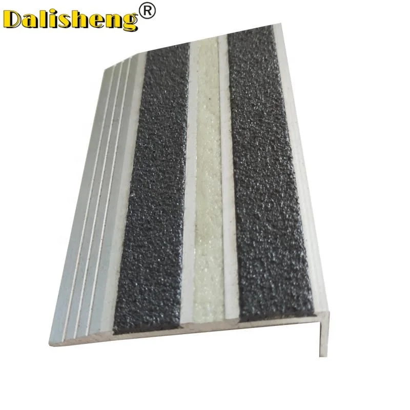 Fiberglass Stair nosing non slip strip step corner protector offshore platform FRP Carborundum anti-slip strip
