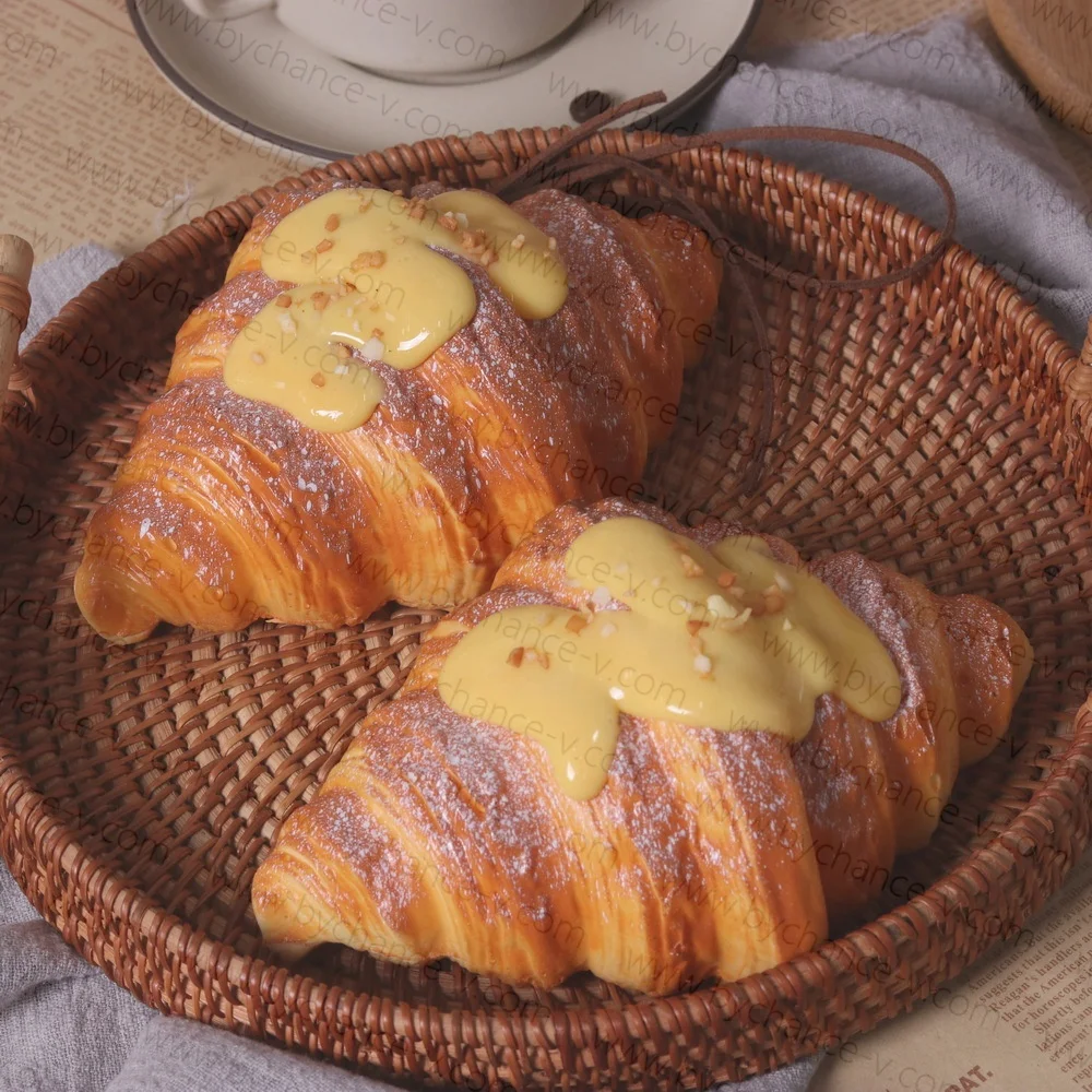 high quality artificial bread realistic faux Croissant squishy real touch simulation bread loaf for education pretend and play