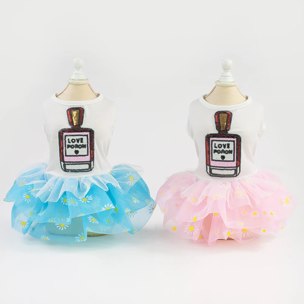 Wholesale Fashions Fancy Luxury Cute Dog Dress Clothes Apparel For Pet Dog