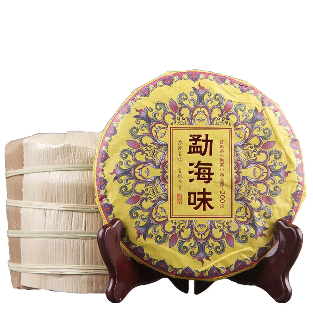 Chinese famous Yunnan ripe puer tea cake Menghai flavor 357 gram Yunnan Qizi bing with rich taste