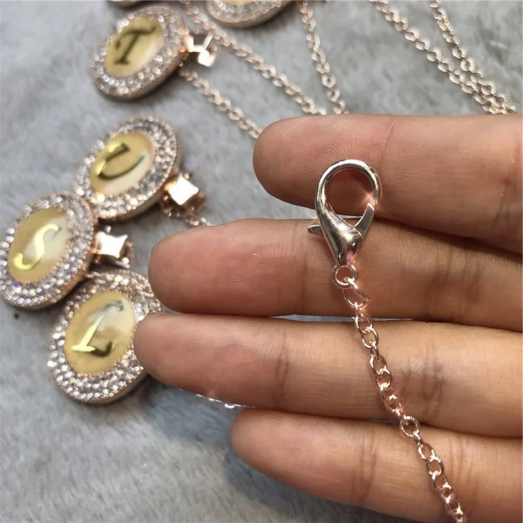 Sparkle Private Label Rose Gold Plated Metal Clip Name Pacifier Holder 26 Initial Gold Letter Rhinestone Dummy Chain for Baby