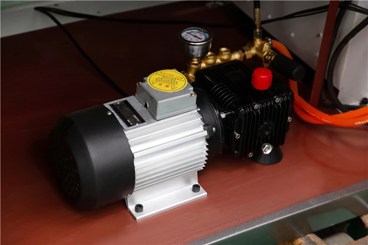 DK77 series fast cutting cnc edm wire cutting machines DK7735  with Taiwan High precision linear guide