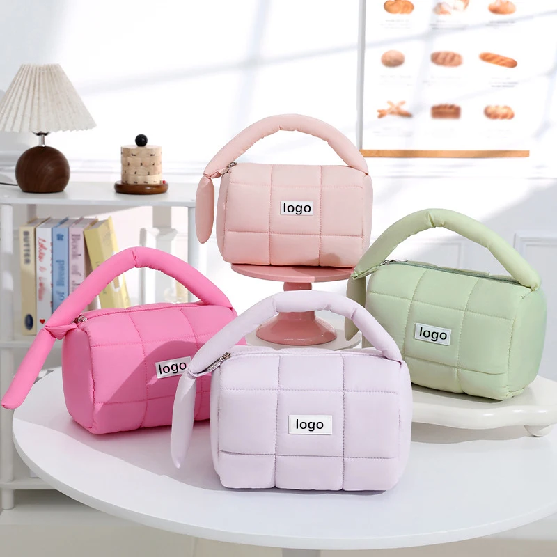 Customized Nylon Pouch Cosmetic Bag Soft Large Capacity Lightweight Quilted Closure Flat Padded Puffy Cosmetic Bag
