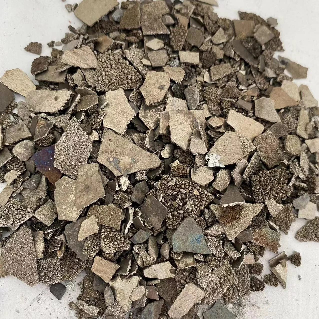 Factory Direct electrolytic manganese metal flake electrolytic manganese prices block
