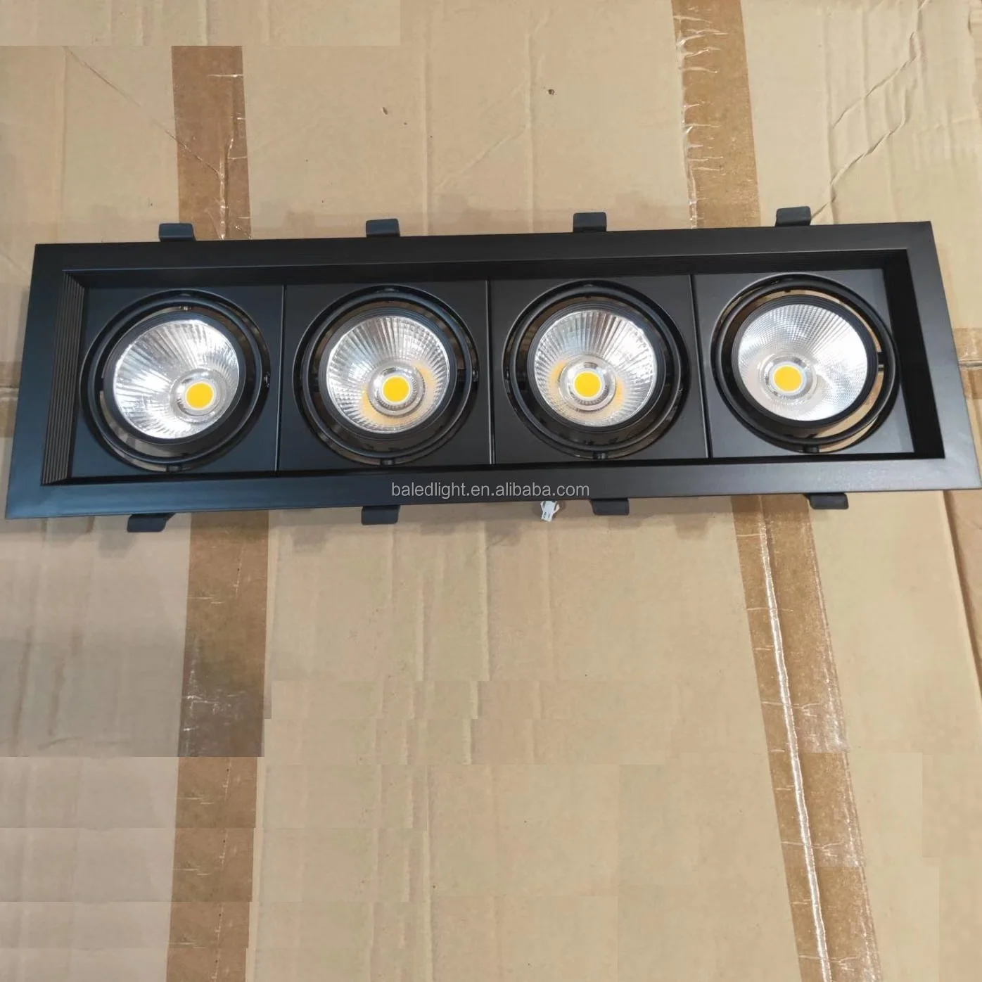 square downlight (20).jpg