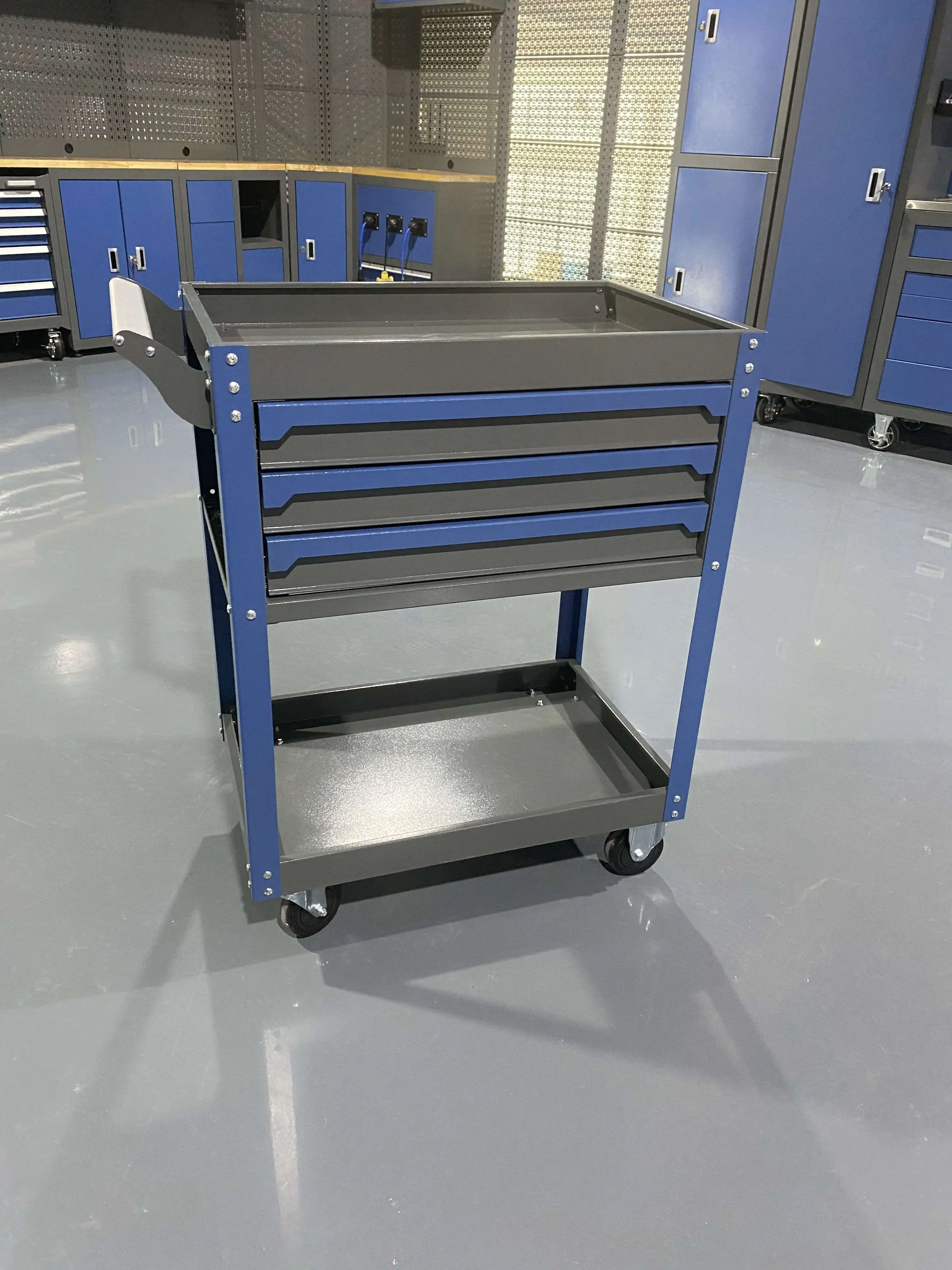 Attractive Heavy Duty Design and Best Choose Tool Trolley With Drawers