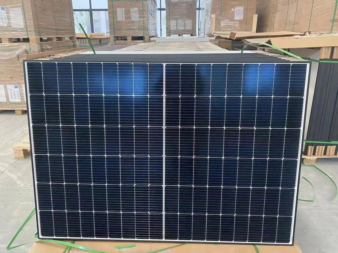 5kw Wind and solar hybrid system. Wind Generator Solar Generator   1kw 2kw 3kw  6kw 10kw  Renewable energy home power system