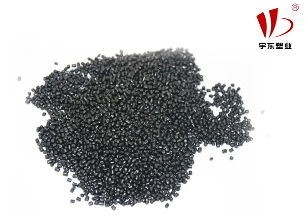 Лучшее качество, черные гранулы для пластиковых изделий