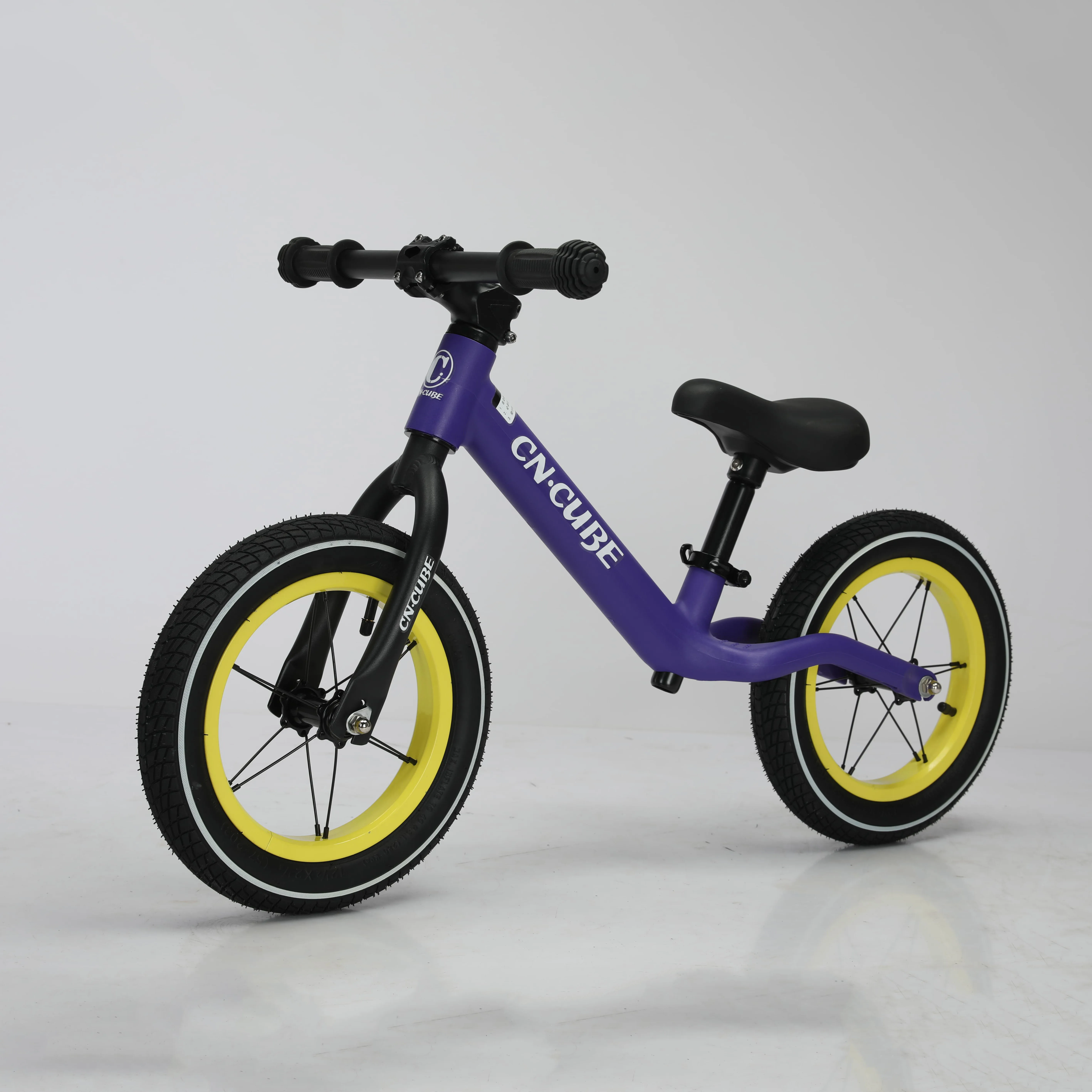 New Kids Cool Boys Gift  Light Weight Reinforced Aluminium Frame Running Bike Children Walking Balance Bicycle Bike