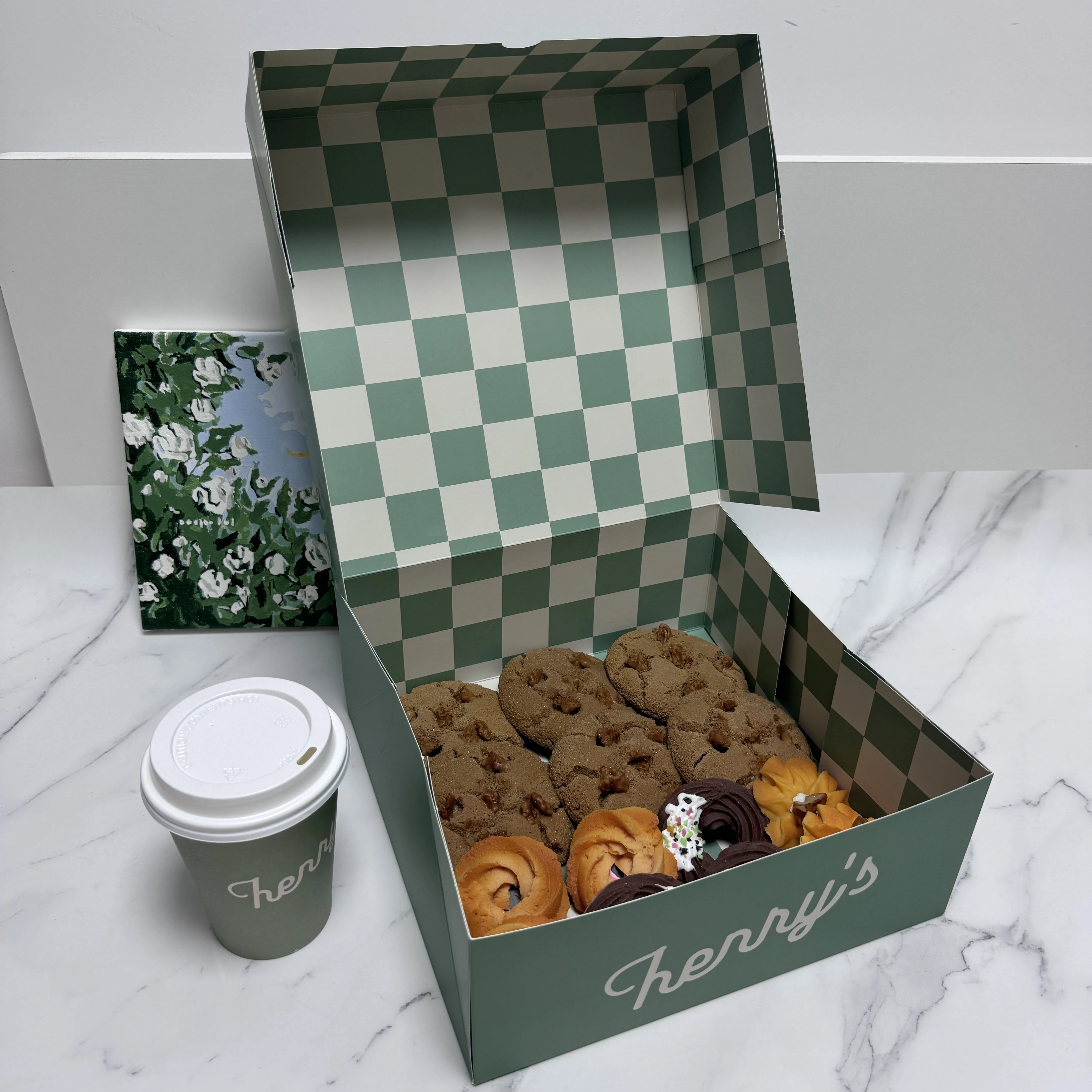 Custom Single Layer Paper Hot Coffee Cup Drinks Packaging Cups With Plastic Cover