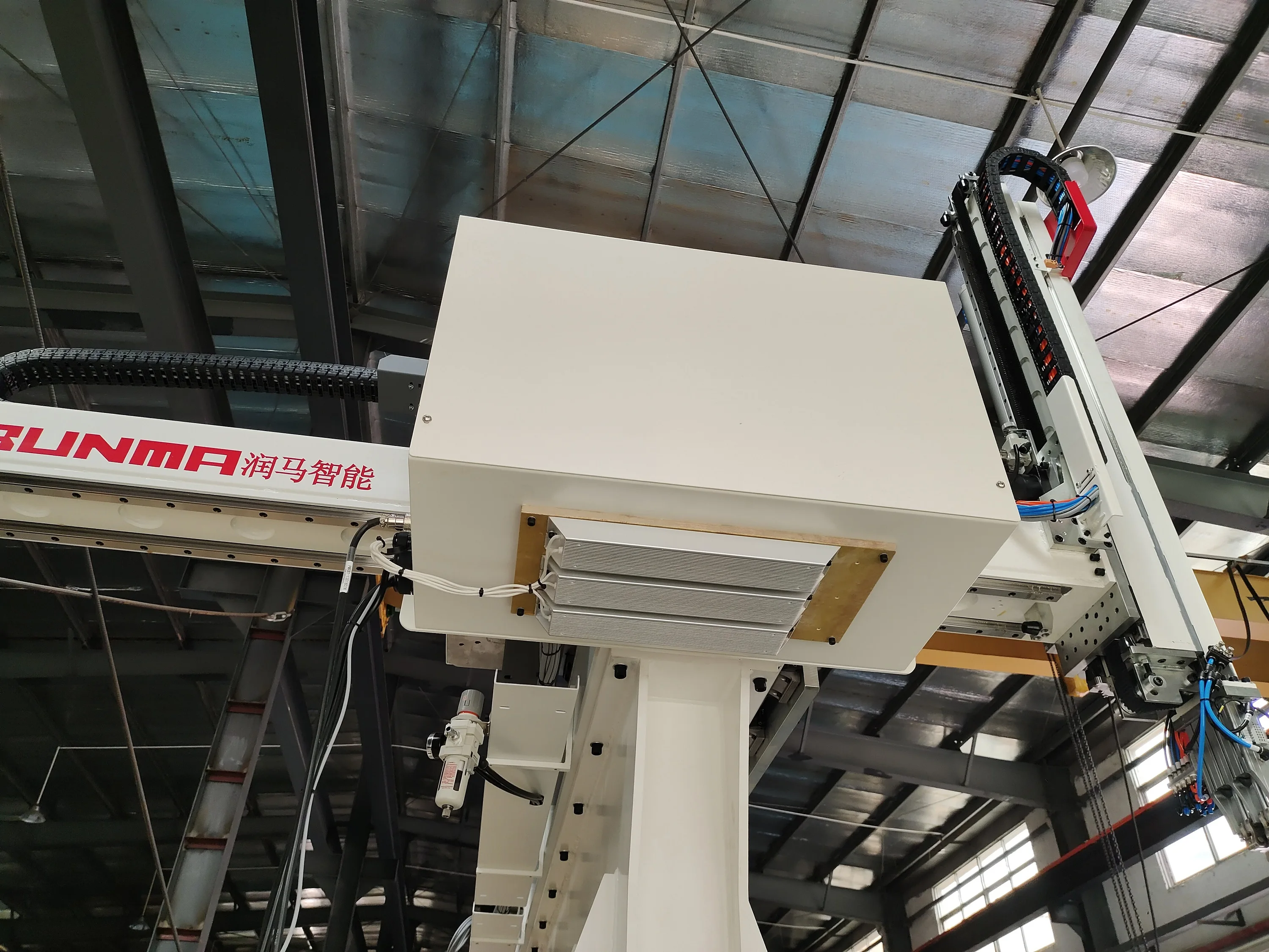 Take Out Industrial Robot Hand Sprue Picker Robotic Arm Denso Robotic High Tech Cobot