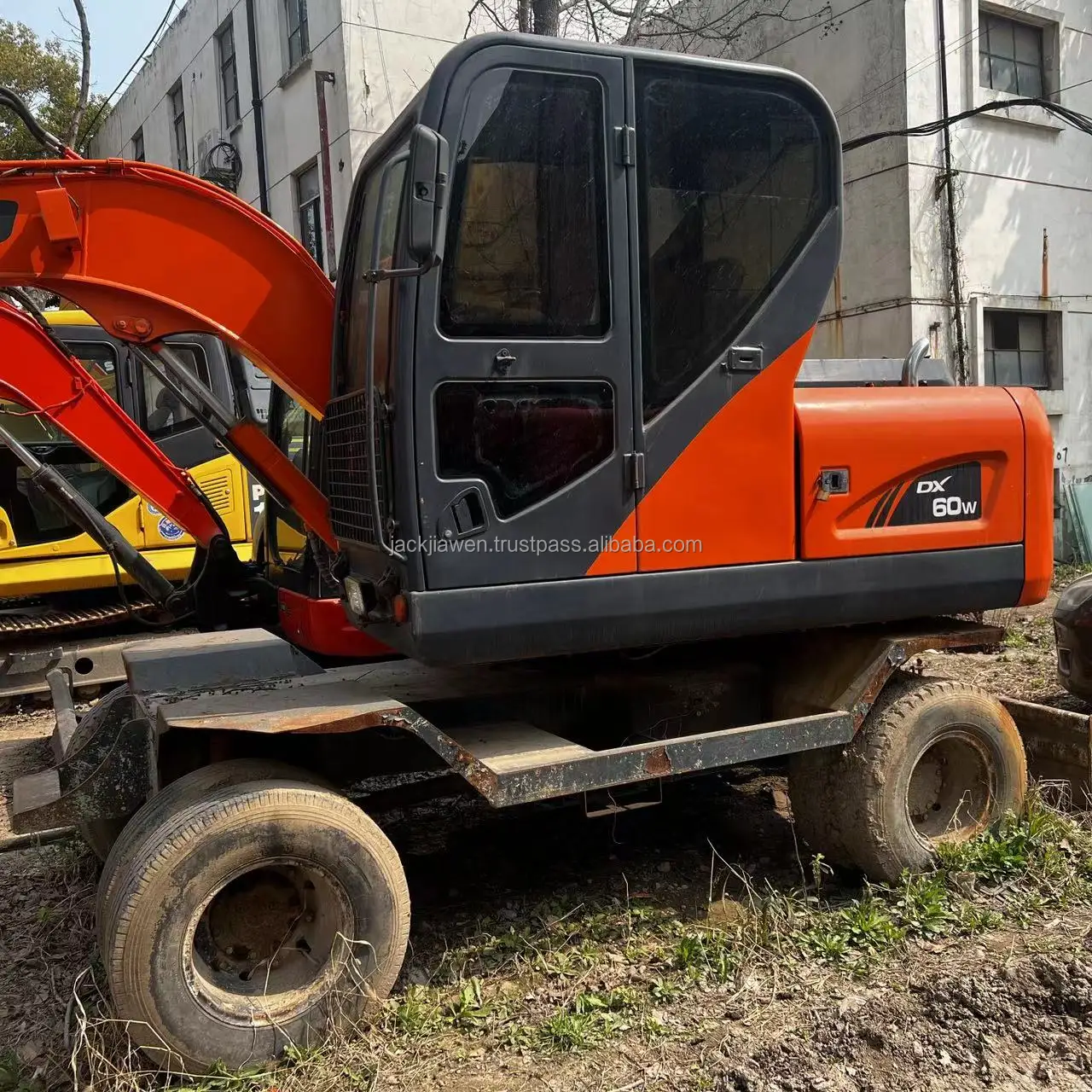Небольшие подержочные экскаваторы DOOSAN DX60W 6TON для продажи по оптовым ценам оригинальной сельскохозяйственной техники в Южной Корее