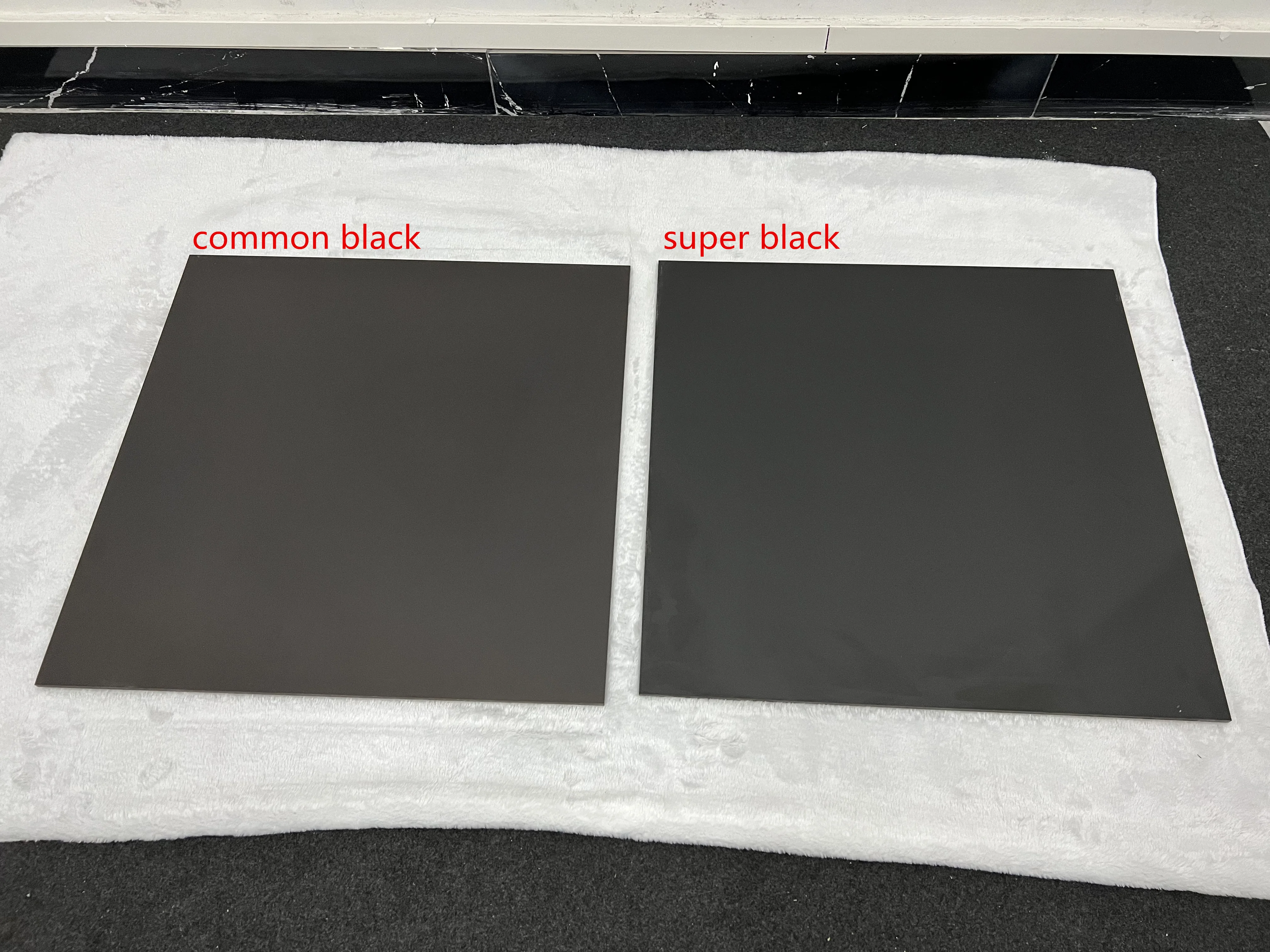 Супер белая и черная полированная фарфоровая плитка 60x60 см 24x24