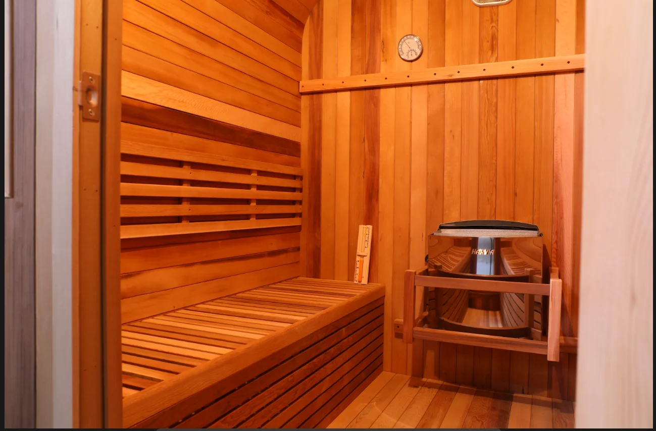 Traditional Canada red cedar cube 4-6 person outdoor square steam Sauna with electric stove