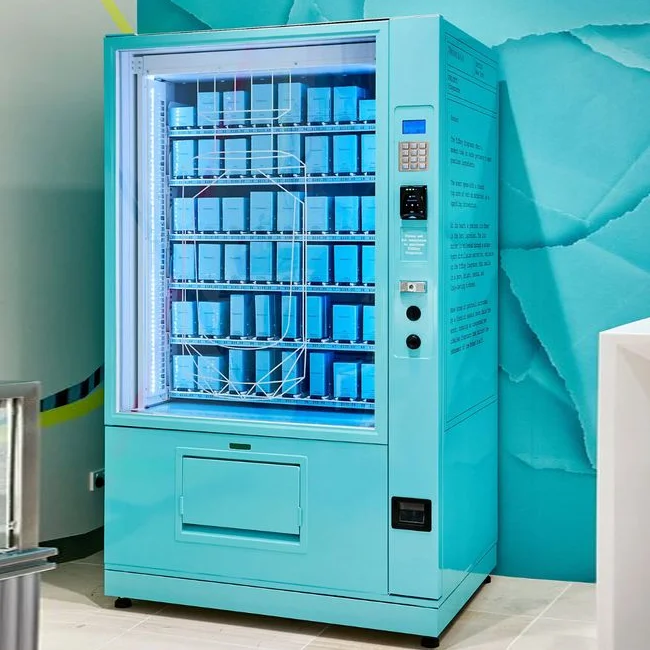 24-часовой умный торговый автомат замороженный с лифтом морозильной камерой пищевые напитки