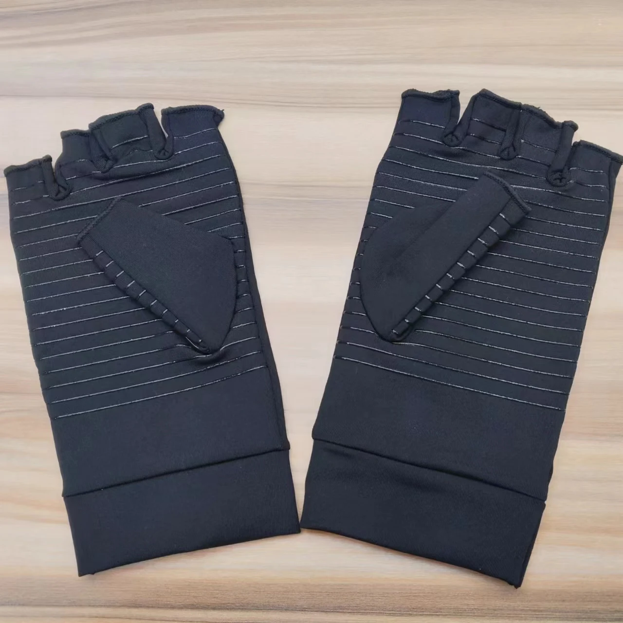 Outdoor Anti-slip Copper Fiber Half Finger Arthritis Gym Gloves Bike Bicycle Cycling Gloves For Men and Women