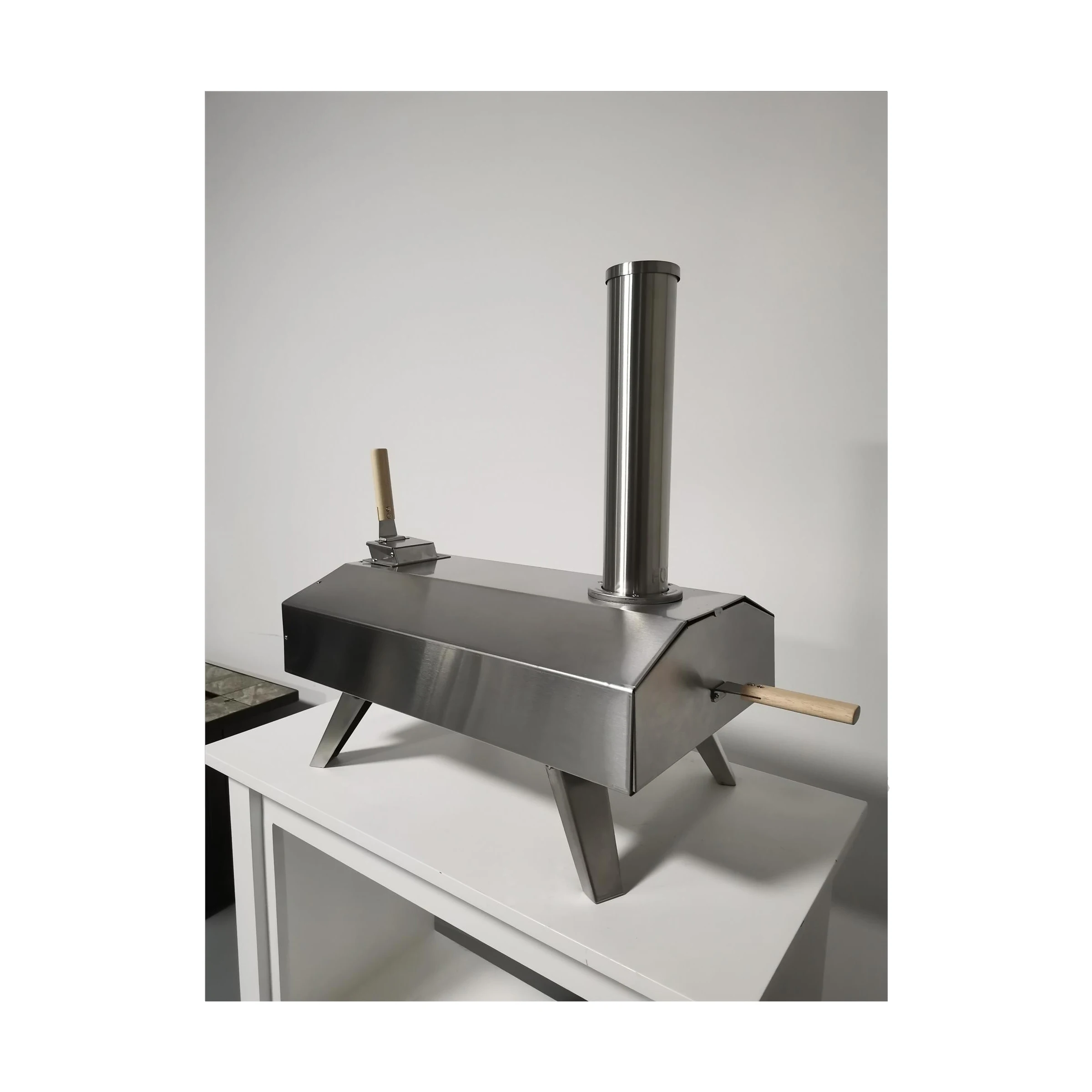Tabletop Wood Pellet Pizza Oven Wood Fired Pizza Maker Portable Pizza Grill stand