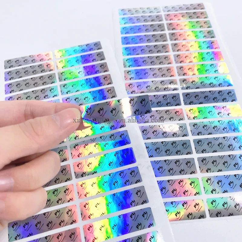 Наклейка с 3D-хромированным логотипом
