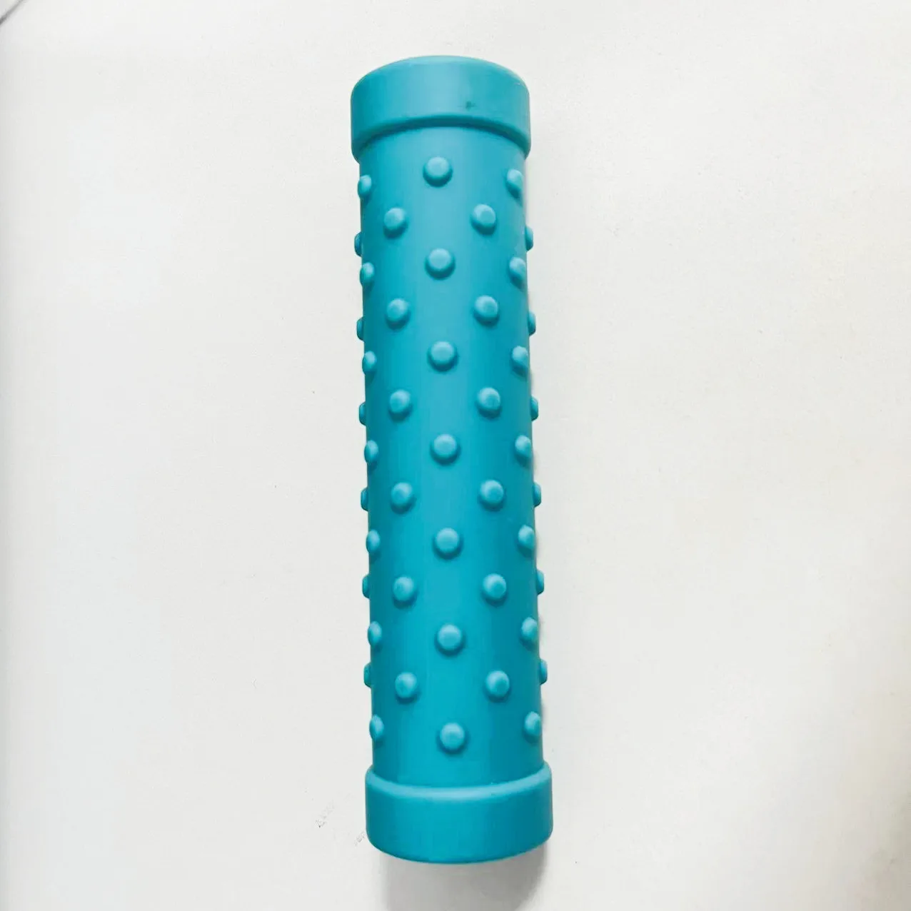 2022 Factory Best Seller New color food grade factory customized silicone handle cover silicone grips