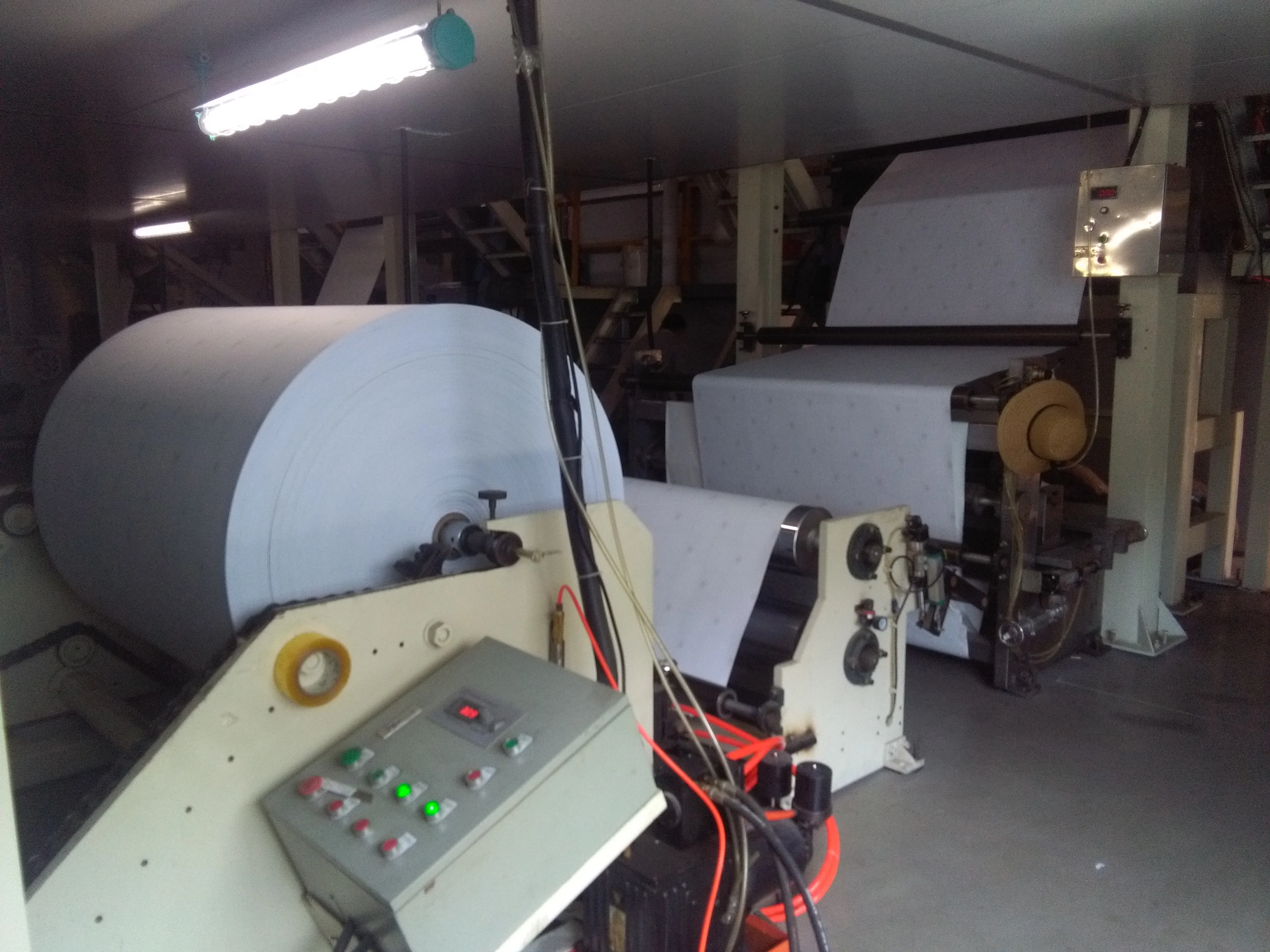 Waterproof Adhesive Sticker Printing Pvc Poster Materials PVC Self