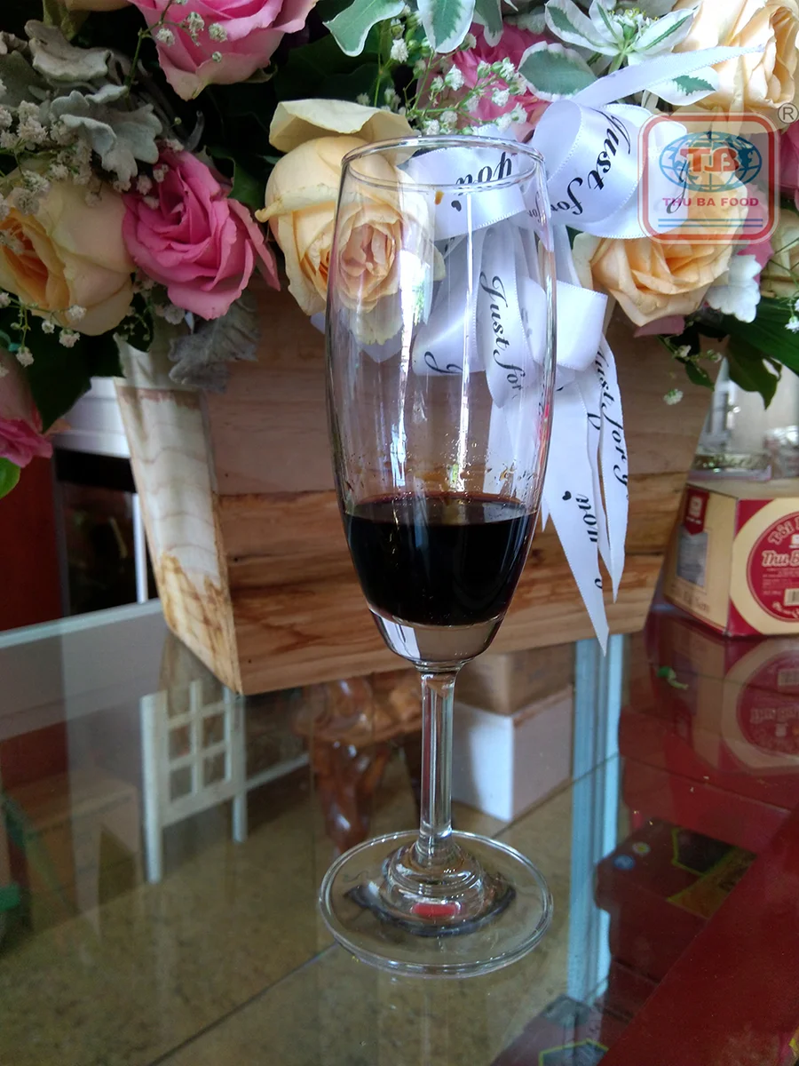 High Quality Garlic Wine LY SON Black Garlic Wine - 700ML Bottle