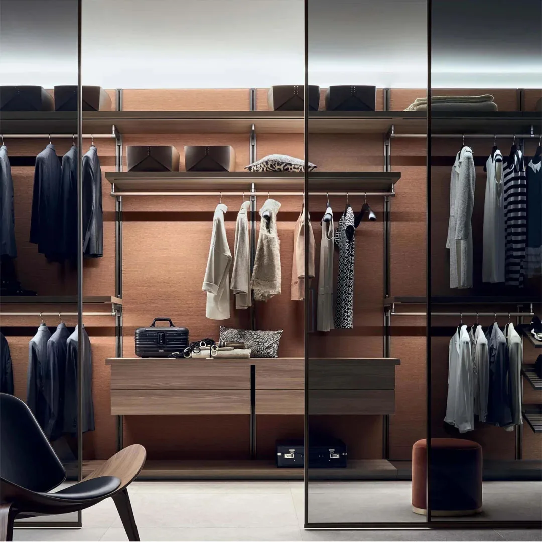 High-end Modern Walk In Bedroom Wardrobe Storage Systems Stand Alone Closet With Glass Shelves