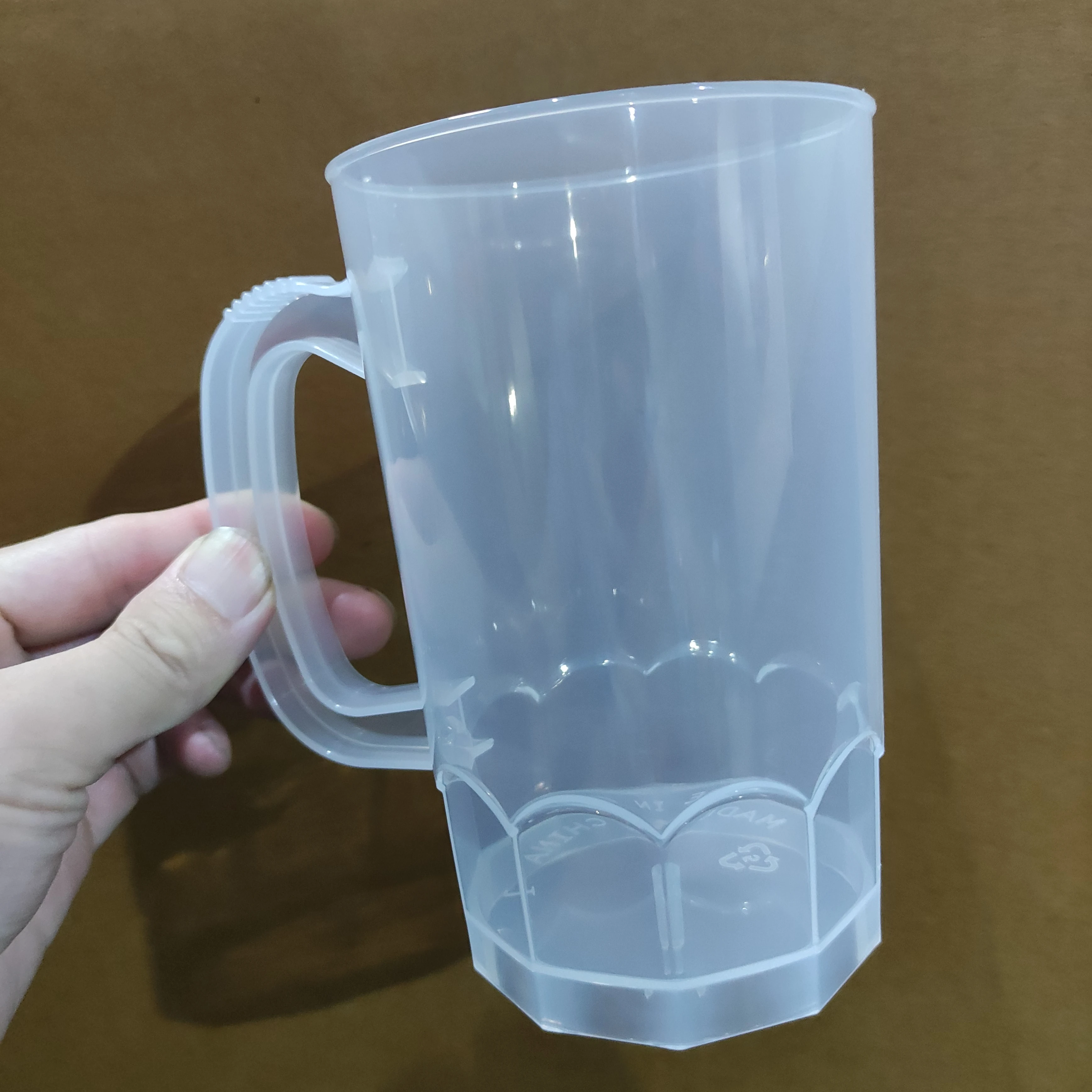 500 мл 600 мл пластиковая пивная кружка Питьевая кружка с крышкой