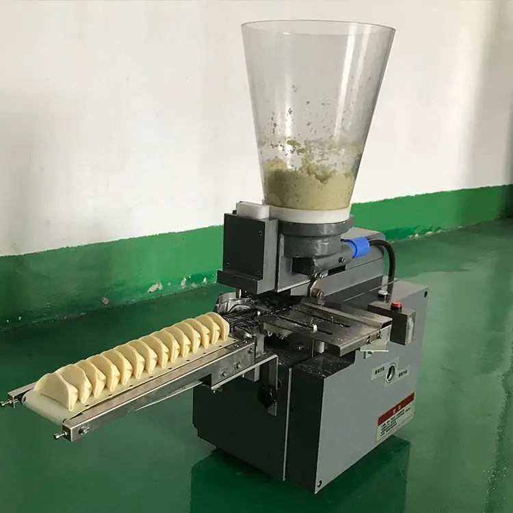 Chinese Xiao Long Bao Machine / Momo Maker Steamed Stuffed Mant Bun Forming Machine Swept the world