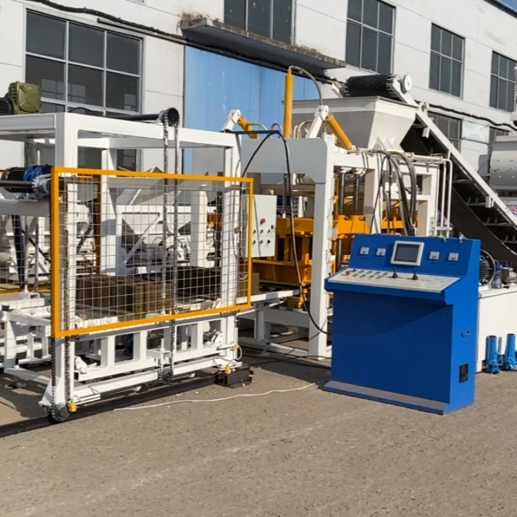 QT4-40 Экологически чистая выгодная машина для производства полых блоков из цементного сырья