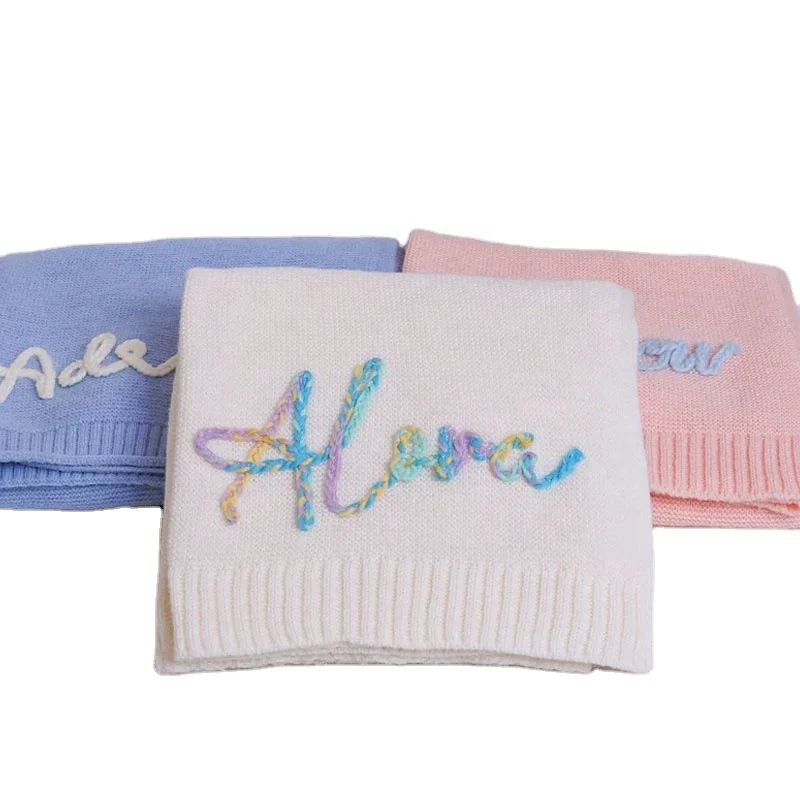 Factory low order quantity personalized hand-embroidered knitted baby blanket and monogrammed baby gift