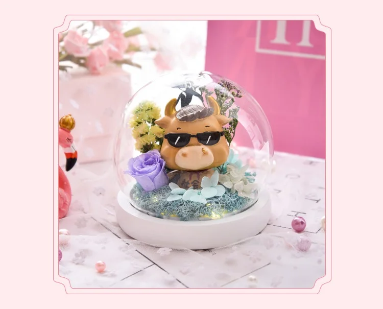 
office home decoration flower dried lucky preserved roses fortune cat with LED light fortune cat in dome glass long lasting rose 