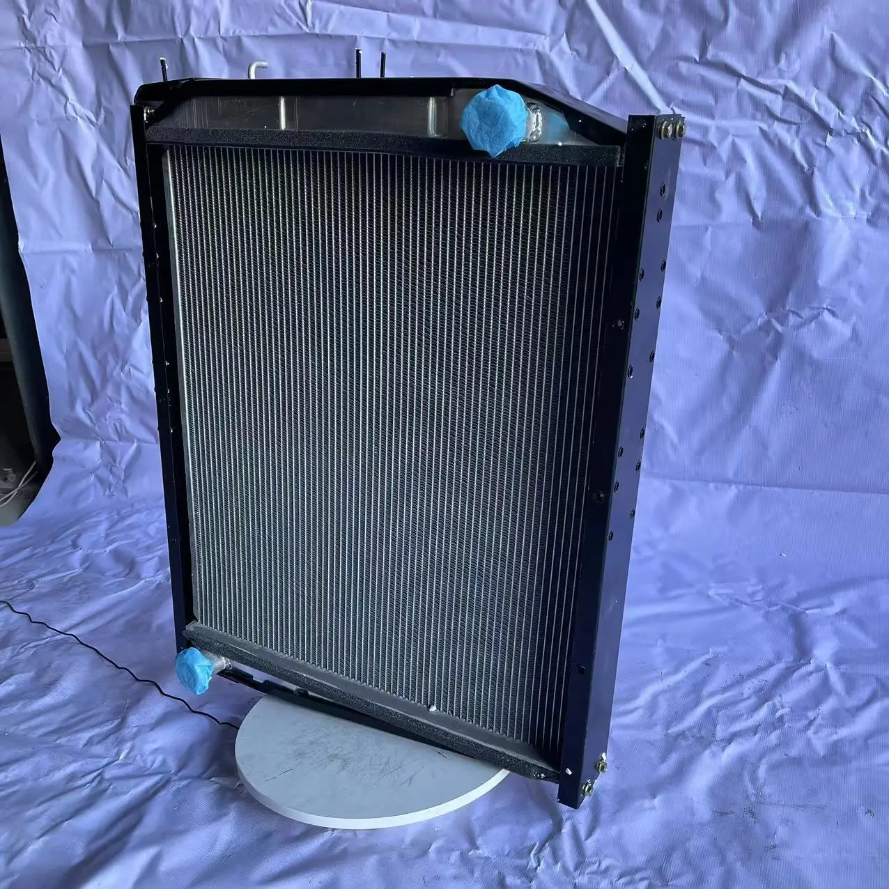 SHACMAN F2000 radiator DZ9112539268 DZ9112532888,Hot-selling all kinds of customized radiators