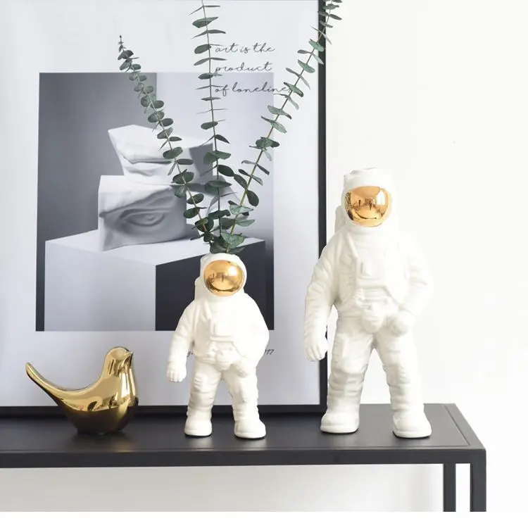 Nordic Space Man Sculpture Home Decoration Accessories Modern Living Room Decoration Ceramic Astronaut Vase