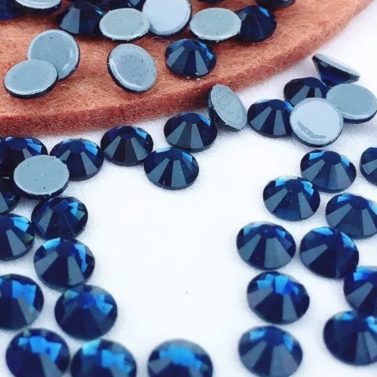 Wholesale Mix Size Strass Flatback Crystal Stone Color Glass Nail Rhinestones 1400 Rhinestones for Nail