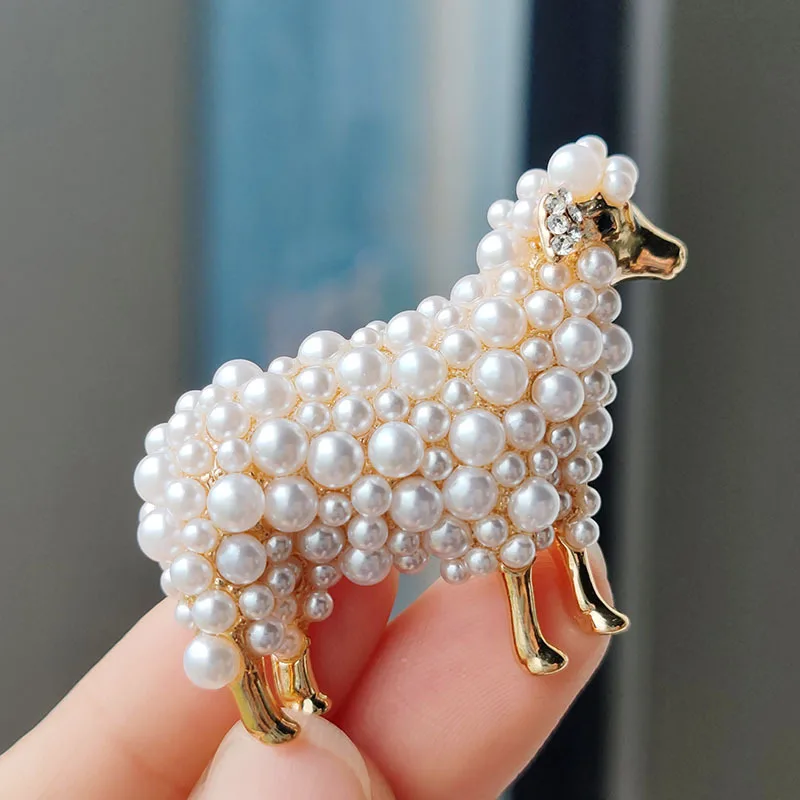 Сувенирный подарок Элегантные Броши с белым жемчугом овцы Золотая Милая брошь в виде животных Овечья лацкан булавки коллекция ювелирных изделий на ферме