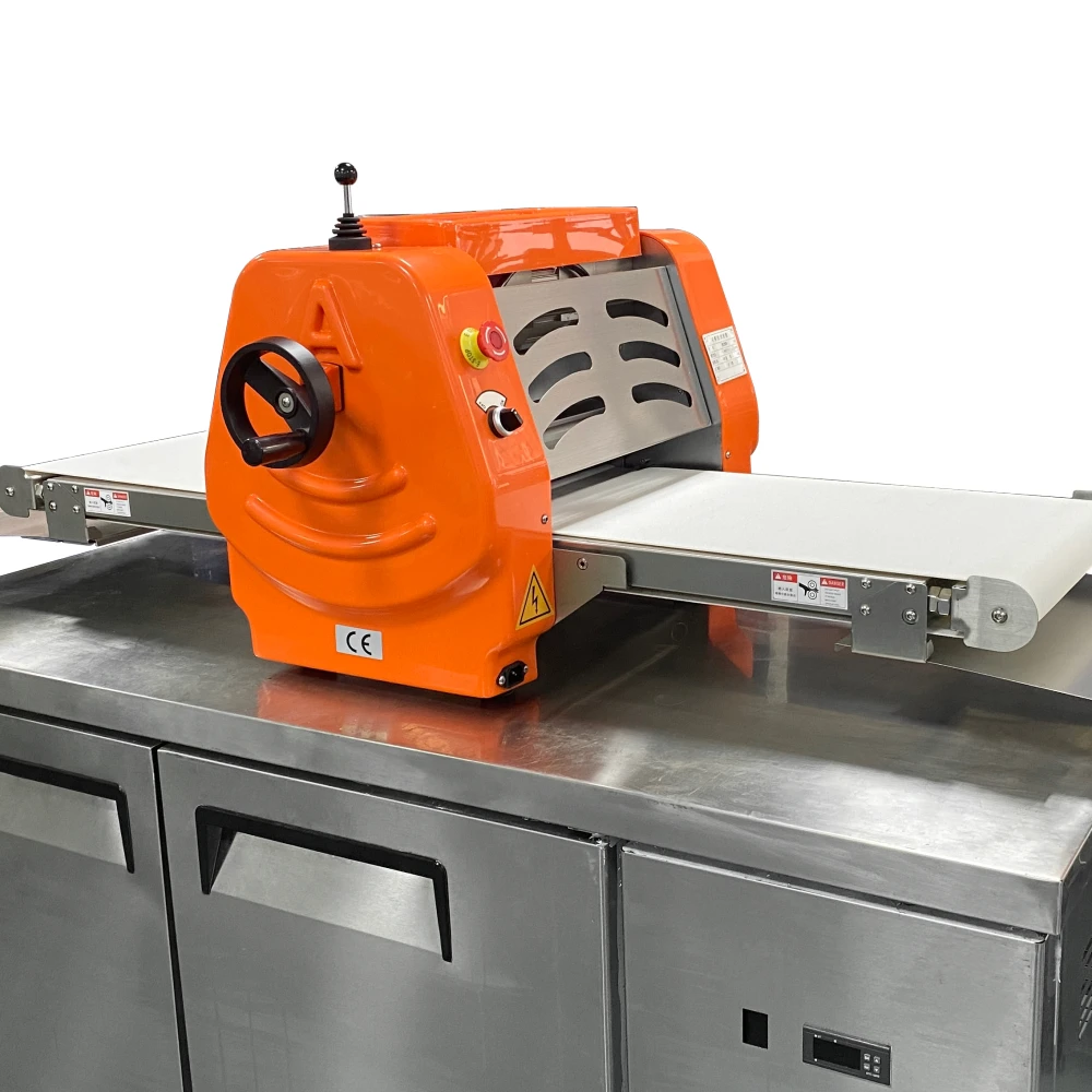 Small Mini Table Type Dough Sheeter Machine Electric Automatic Dough Sheeter for Baked Pastries Machine