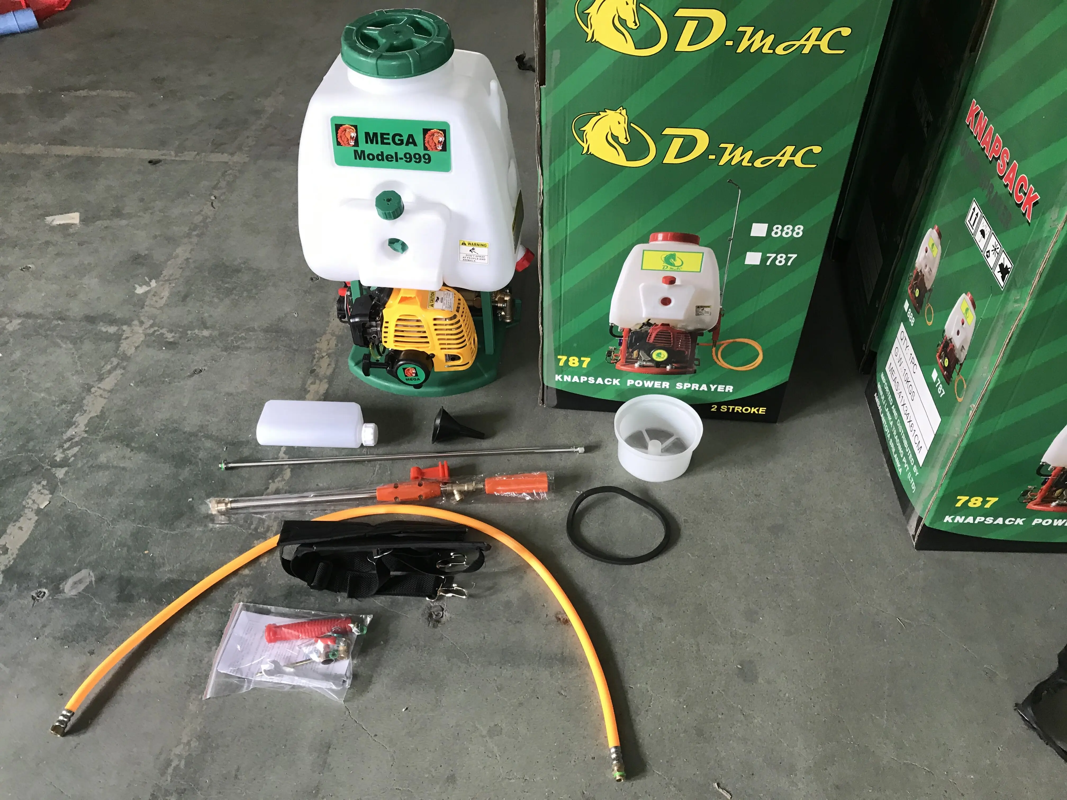Agricultural 2 Stroke Engine Sprayer/20L Knapsack Power Sprayer with TU26 Engine UQ-787