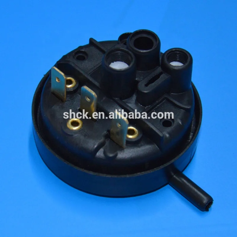 Water level pressure switch for sewage pump use