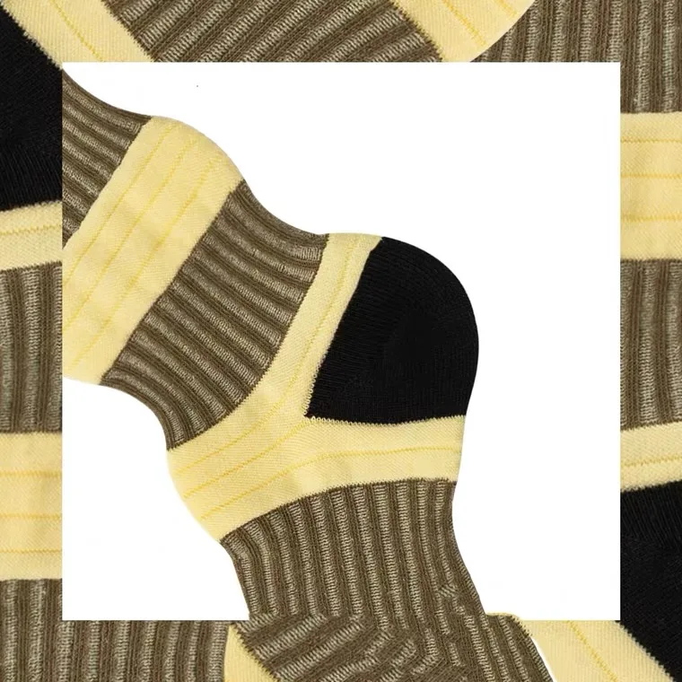 2022 high quality Custom striped lantern socks factory customize crew calcetines custom socks Pleated jacquard contrast socks