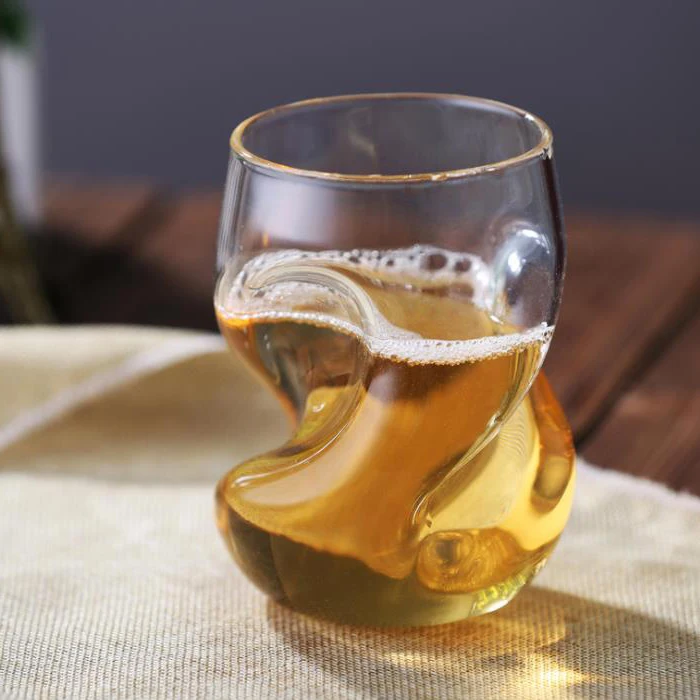 Factory handblown customize borosilicate glassware shot glass twisted whisky glass